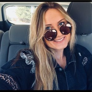 Meet your Posher, Megan